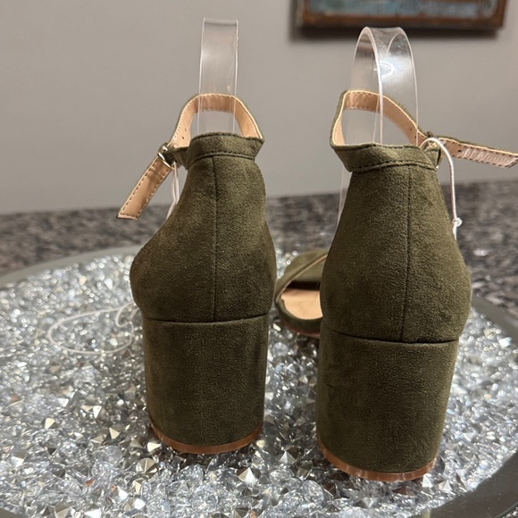a new day Olive Block Heel Sandals - Picture 7 of 15